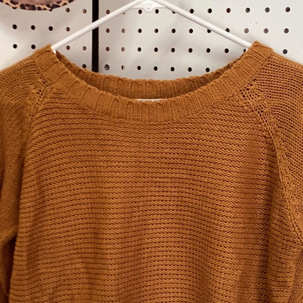 Sweater - Picture 2 of 4
